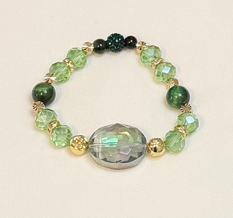 Moo-nique | Green Tiger's Eye & Iridescent Glass Bracelet